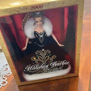 2006 holiday Barbie by Bob Mackie. Immaculate condition. Collector doll.
